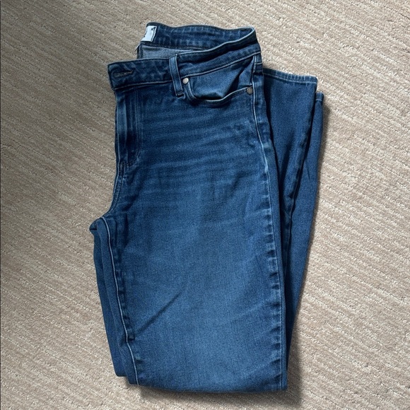 PAIGE Skyline Skinny Denim - 31